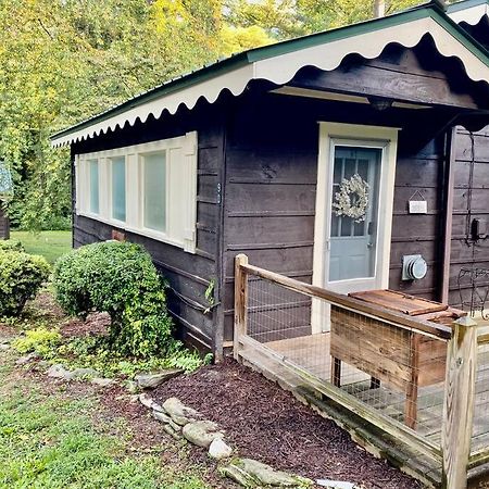 The Garden Cottage 亨德森维尔 外观 照片