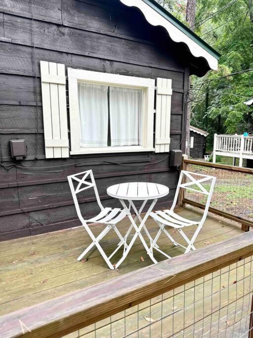The Garden Cottage 亨德森维尔 外观 照片